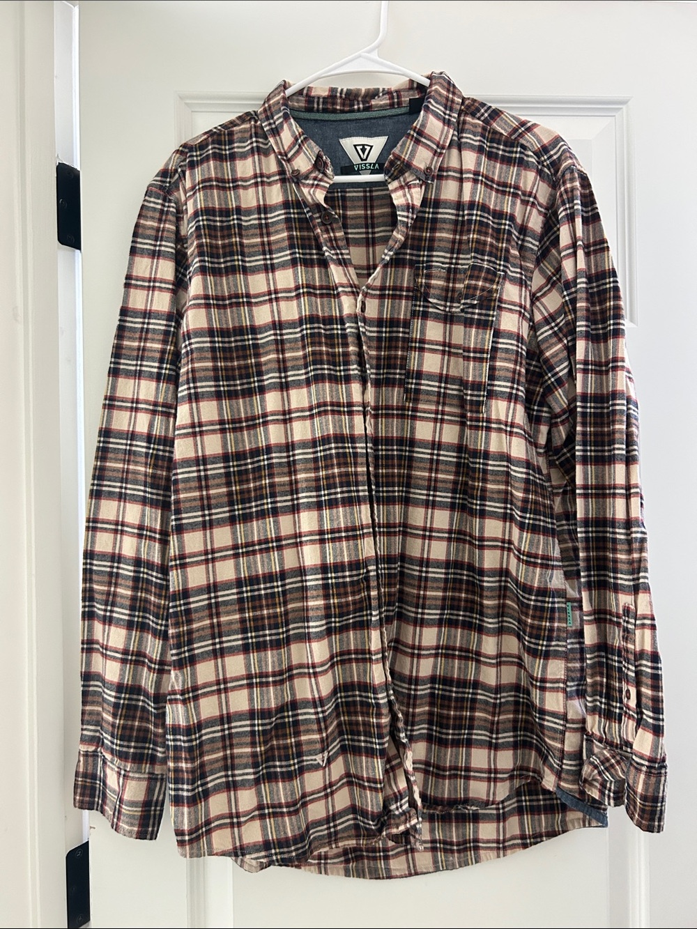 VISSLA Men’s Cream, Brown & Black Plaid Button-Down Shirt